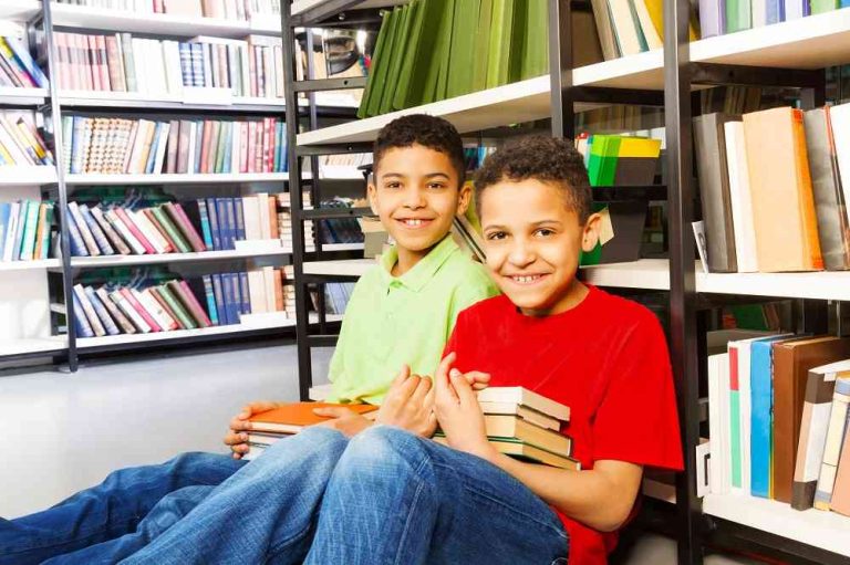 Que habilidades as crianças precisam para aprender a ler?