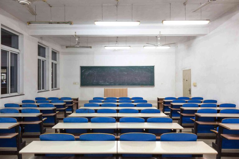 Mais dinheiro nem sempre rende melhores alunos no Brasil