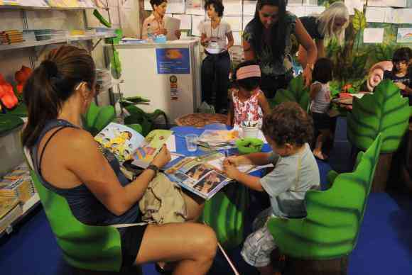 Livros infantis ganham espaço no mercado brasileiro