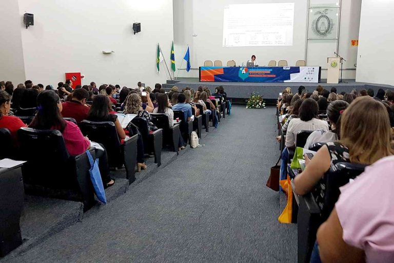 Régine Kolinsky: Alfabetização Refabrica o Cérebro