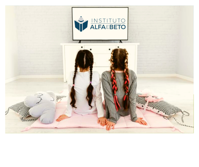 ALFABETIZAÇÃO PELA TV – UM DESAFIO REALIZADO PELO INSTITUTO ALFA E BETO COM SEU PROGRAMA PARA O 1º ANO