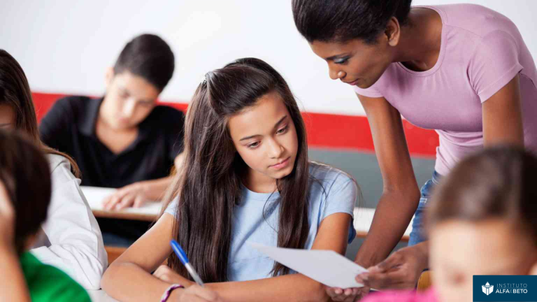 elo perdido da educação