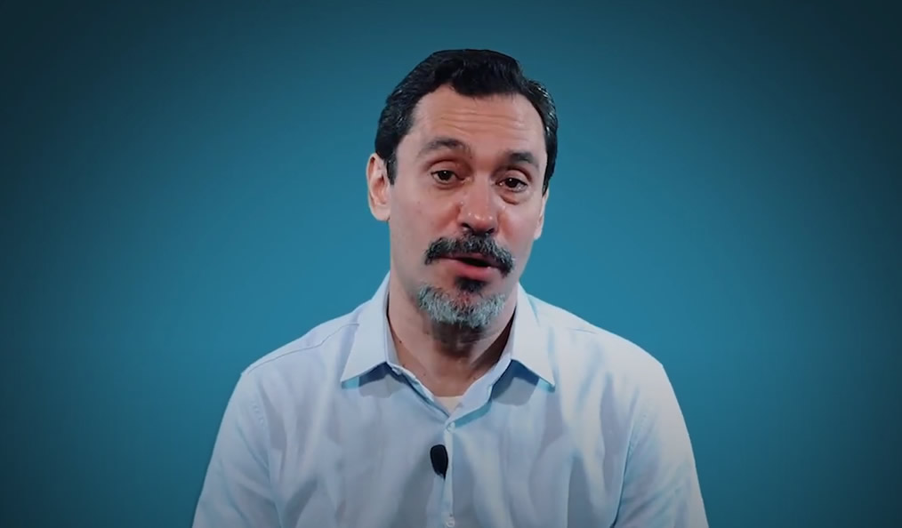 INSTITUTO ALFA E BETO - Entrevista com professor Vinicius Müllers